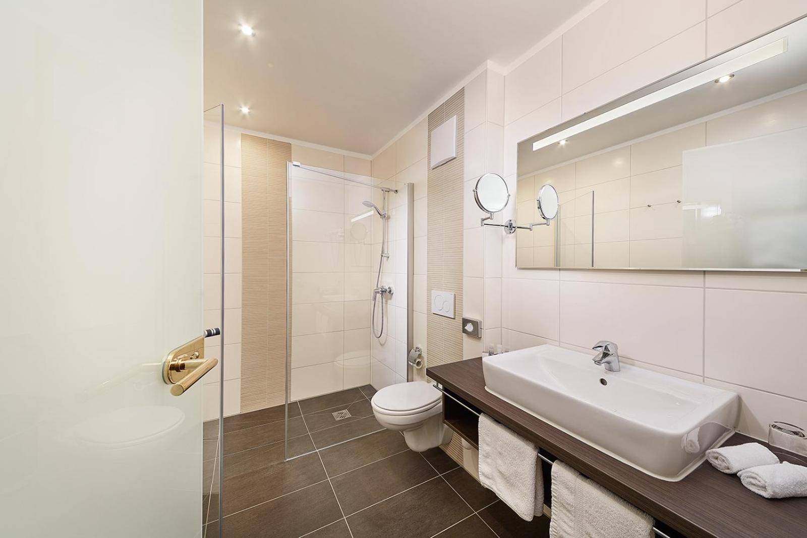 באד וויריסהופן Vitalhotel Sonneck מראה חיצוני תמונה